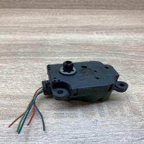 U9518001U32 EAD105  Air flap motor/actuator Opel Astra J