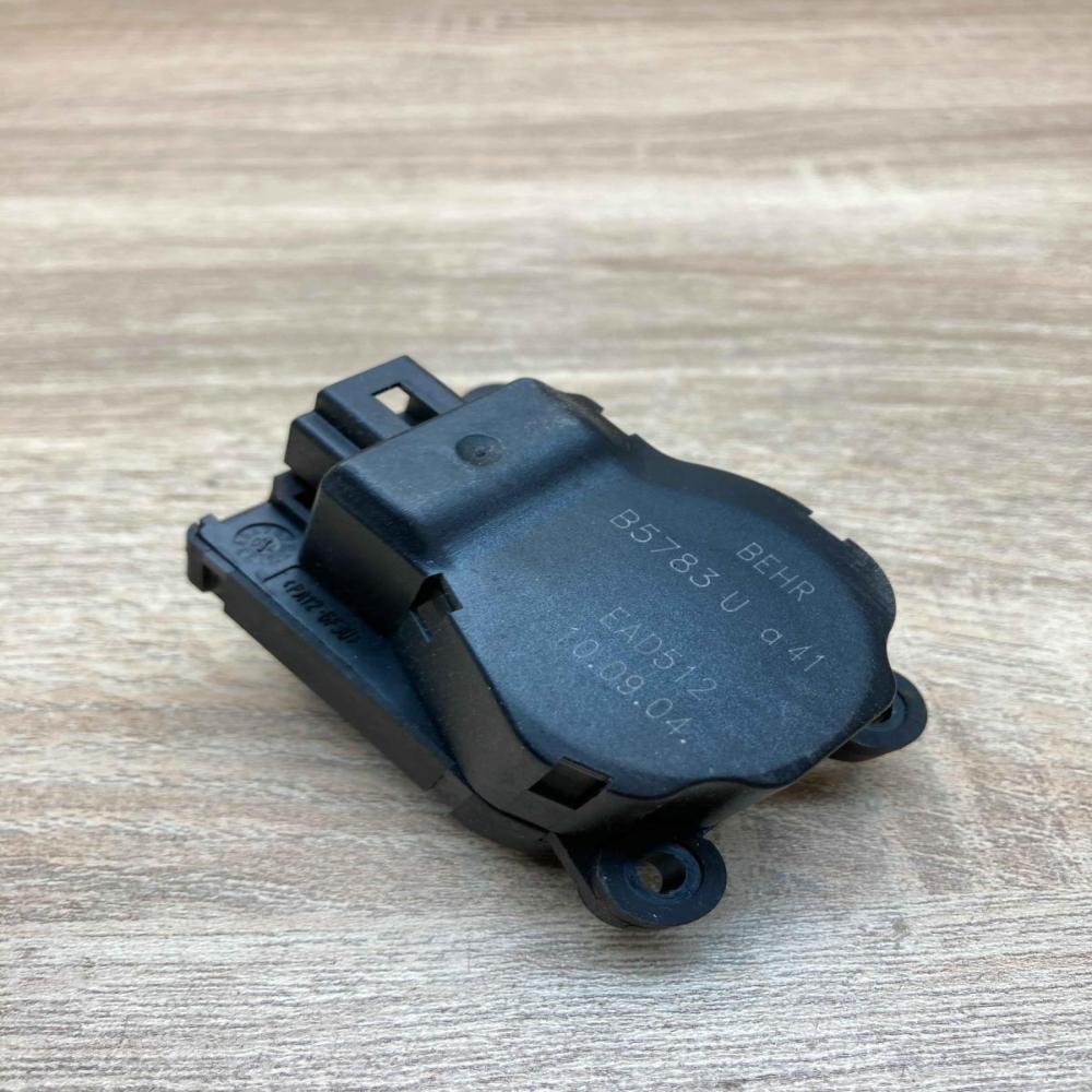 B5783UA41 EAD512  Air flap motor/actuator Citroen C4 I