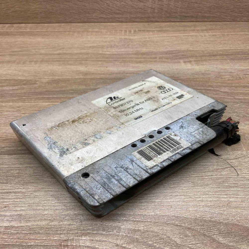357907379  With Plug ABS control unit/module Volkswagen PASSAT B3