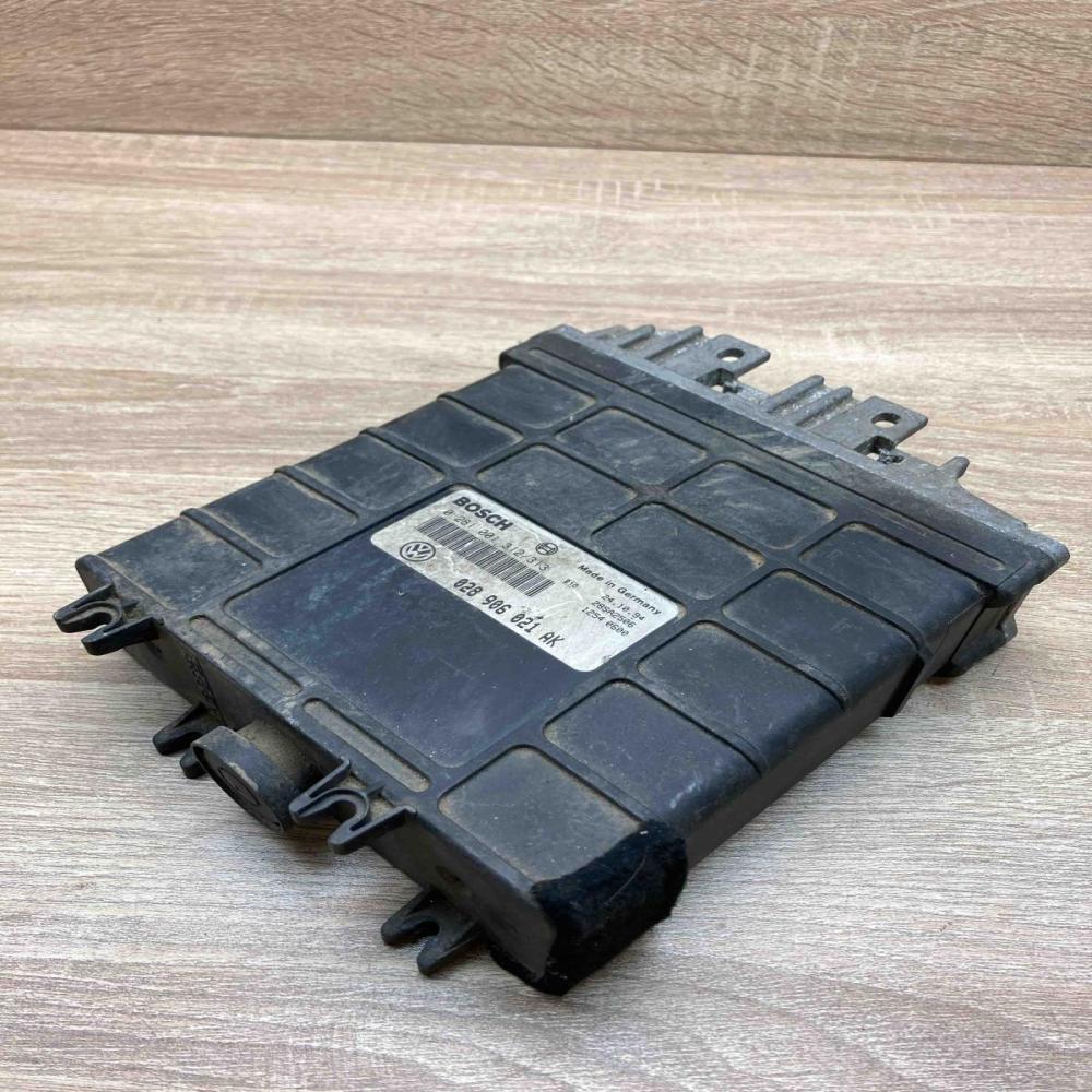028906021AK 0281001312  Engine control unit/module ECU Volkswagen PASSAT B4