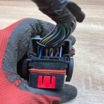 3 1563193 2 0 1563200 1  Plug wire Volkswagen Golf III