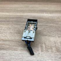 83071AE040   Electric window control switch Subaru Forester SG