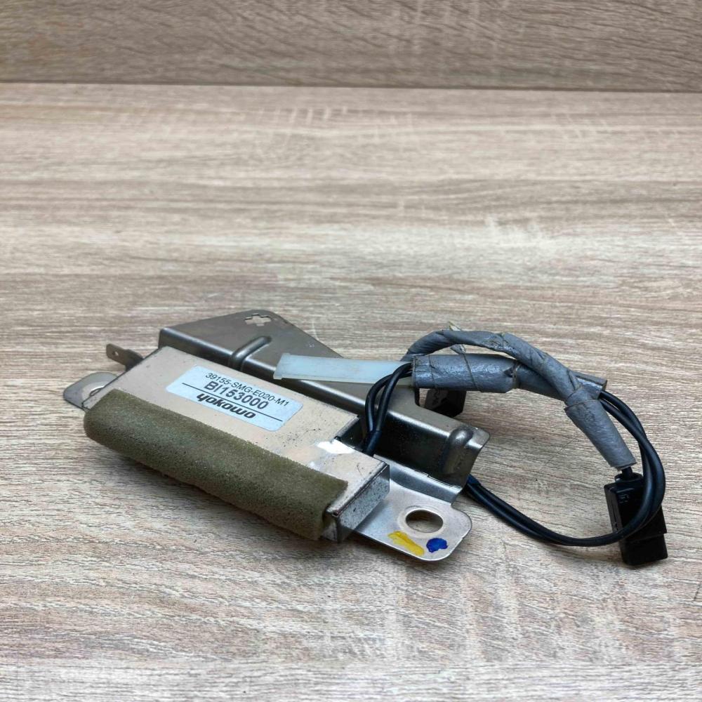 39155 SMG E020 M1 BI53000  Aerial antenna amplifier Honda Civic