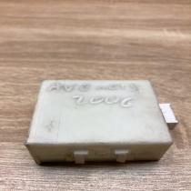 89741 05070 73668012  Door control unit/module Toyota Avensis T250
