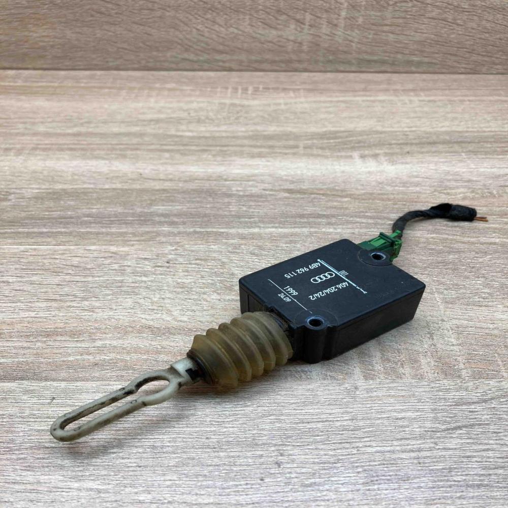 4B9962115 406 204 24 With Plug Central locking motor Audi A3 S3 8L