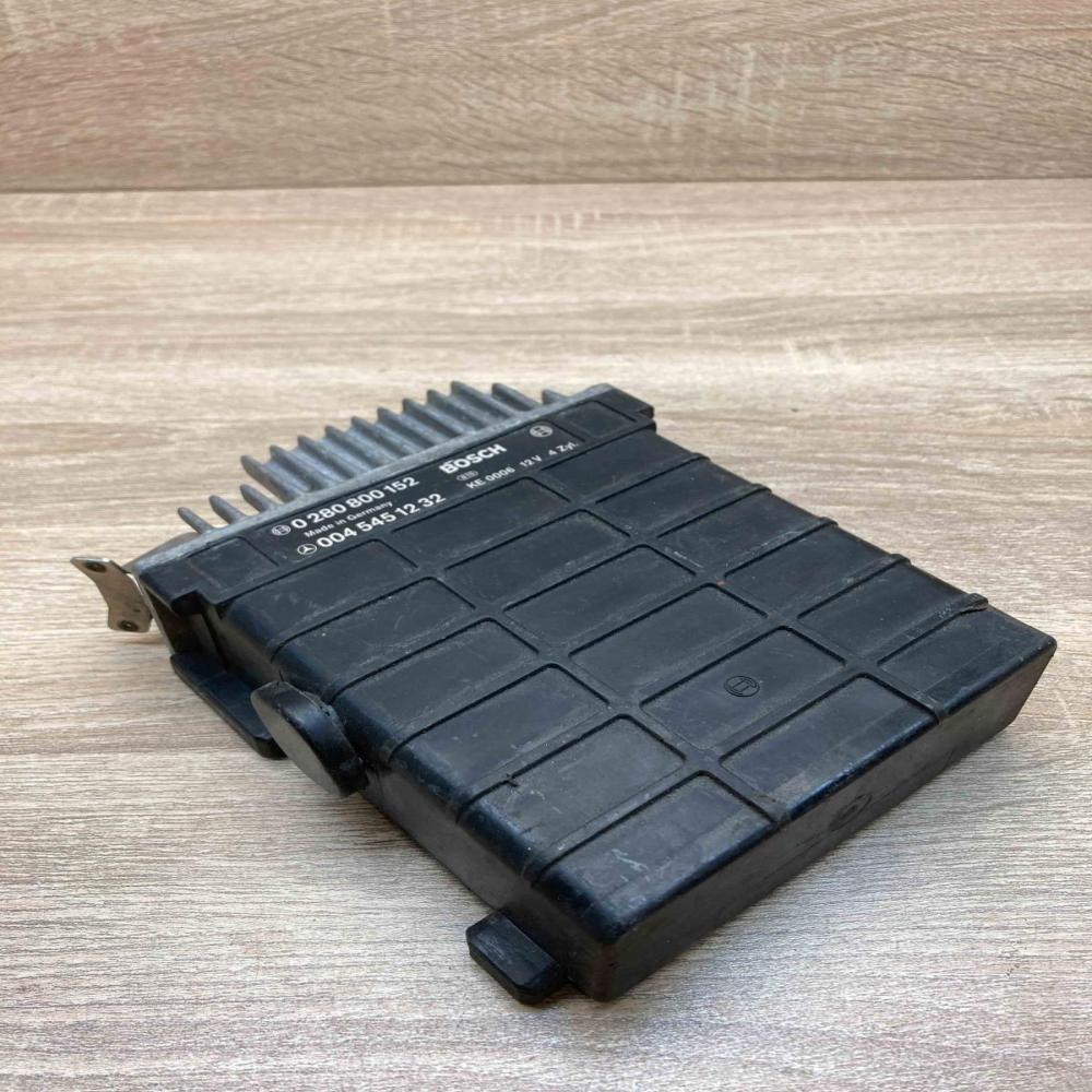 0045451232 0280800152  Engine control unit/module ECU Mercedes-Benz E W124