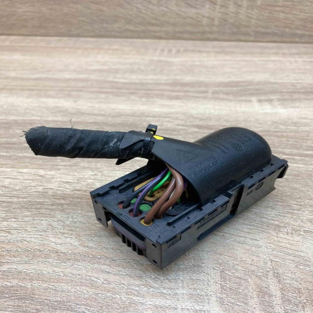 6R0906385 4E0906379 Black Plug wire Skoda Fabia Mk3 (NJ)