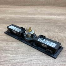 9163292 9252010  12 V Socket (rear) BMW X5 F15