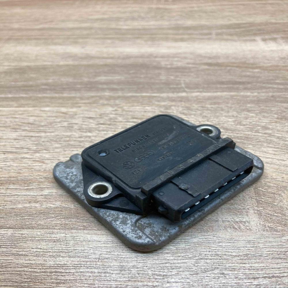 191905351B   Ignition amplifier control unit Volkswagen Golf II