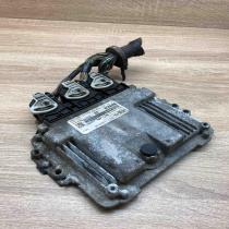 5M61 12A650 BA 0281012530  Engine control unit/module ECU Mazda 3 I