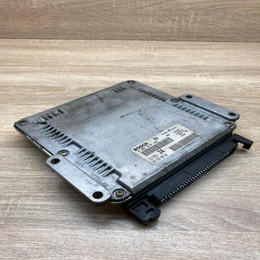 9637089580 0281010165 EDC15C224 Engine control unit/module ECU Peugeot 406