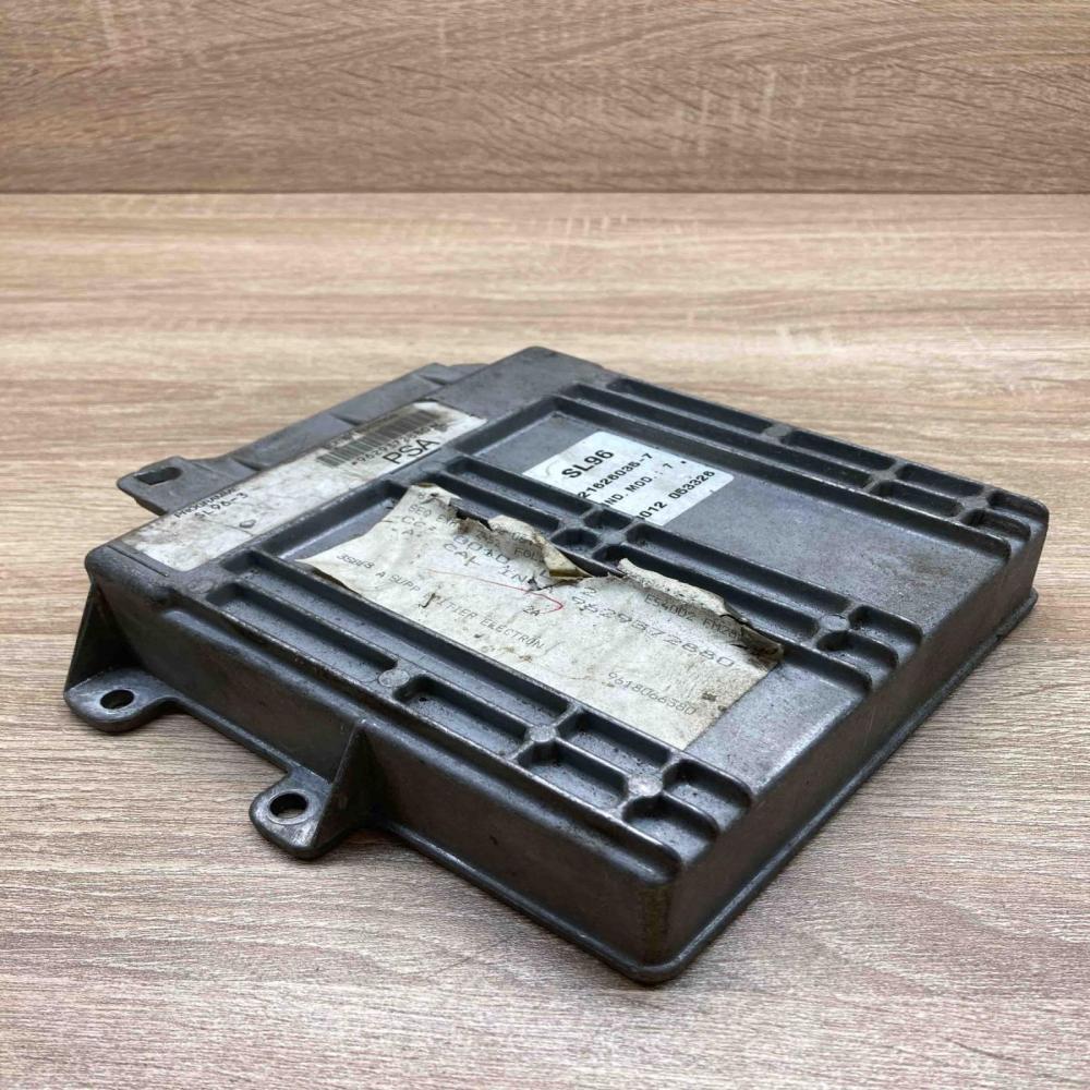 9629372880 21626035 7  Engine control unit/module ECU Peugeot 406