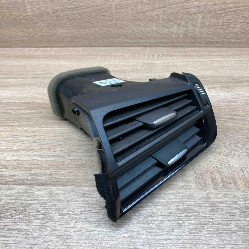 9270517 9252650  Dashboard side air vent grill/cover trim BMW X5 F15