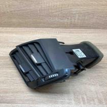 9270517 9252650  Dashboard side air vent grill/cover trim BMW X5 F15