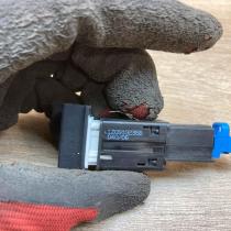 1Z0919235B 040 06  Passenger airbag on/off switch Skoda Octavia Mk2 (1Z)