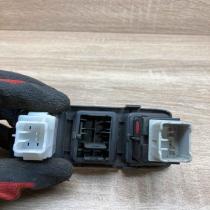 73312 62J10   Headlight level height control switch Suzuki Swift
