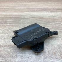 1K0907511B 0132801341  Air flap motor/actuator Audi A3 S3 8P