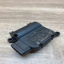 3C0907511A 0132801362  Air flap motor/actuator Volkswagen Golf IV