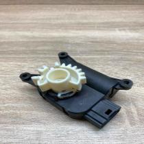1K0907511C 0132801336  Air flap motor/actuator Volkswagen Golf V