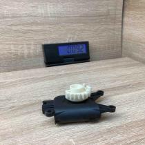 1K0907511C 0132801336  Air flap motor/actuator Volkswagen Golf V