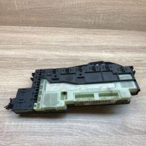 P7700411319C 7700415565  Fuse module Renault Clio II