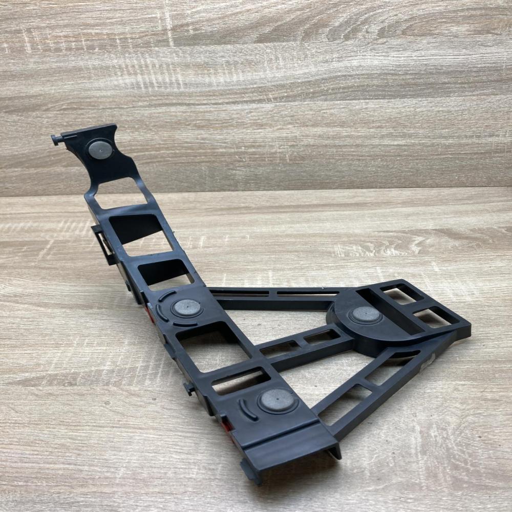 13100356   Rear bumper mounting bracket Opel Vectra C