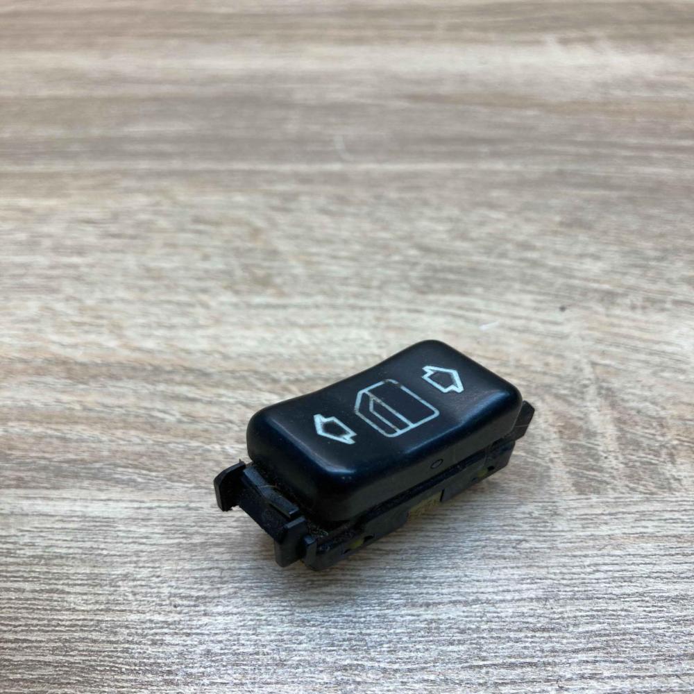 1408212851 03809750  Electric window control switch Mercedes-Benz S W140