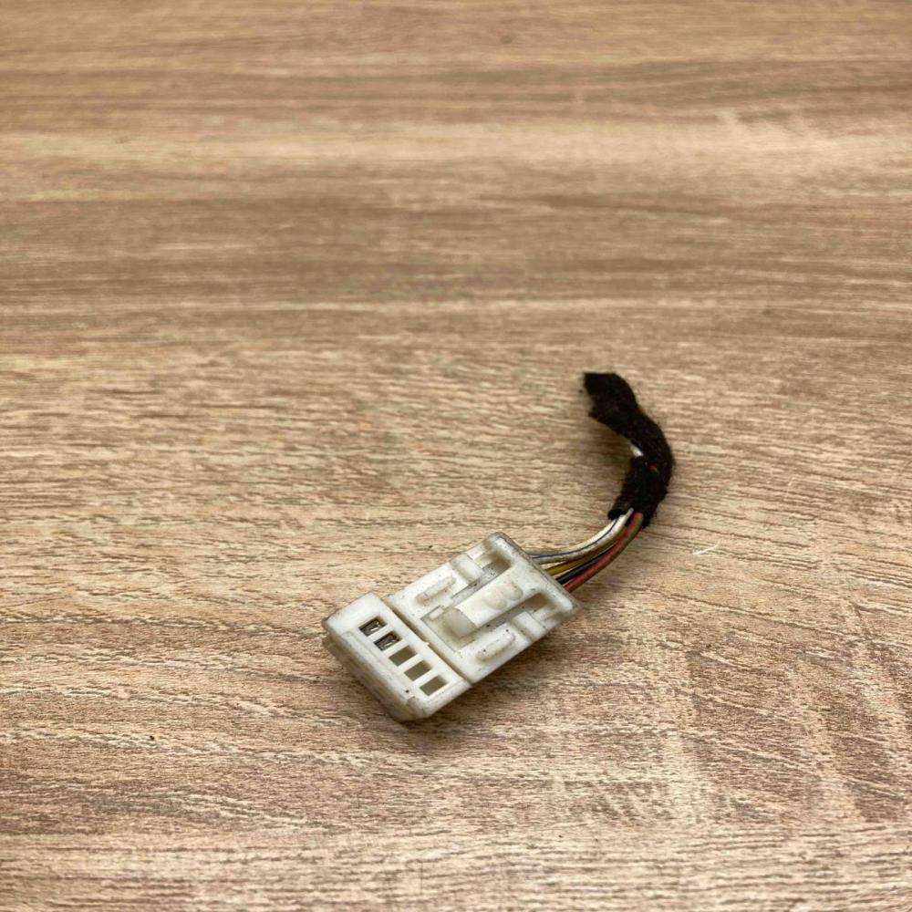 6909002 1355709 2A  Plug wire BMW 5 F10 F11