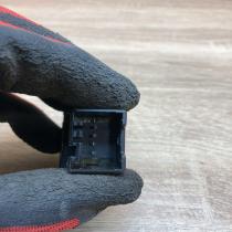 6Y0963563A   Seat heating switch Skoda Fabia Mk1 (6Y)