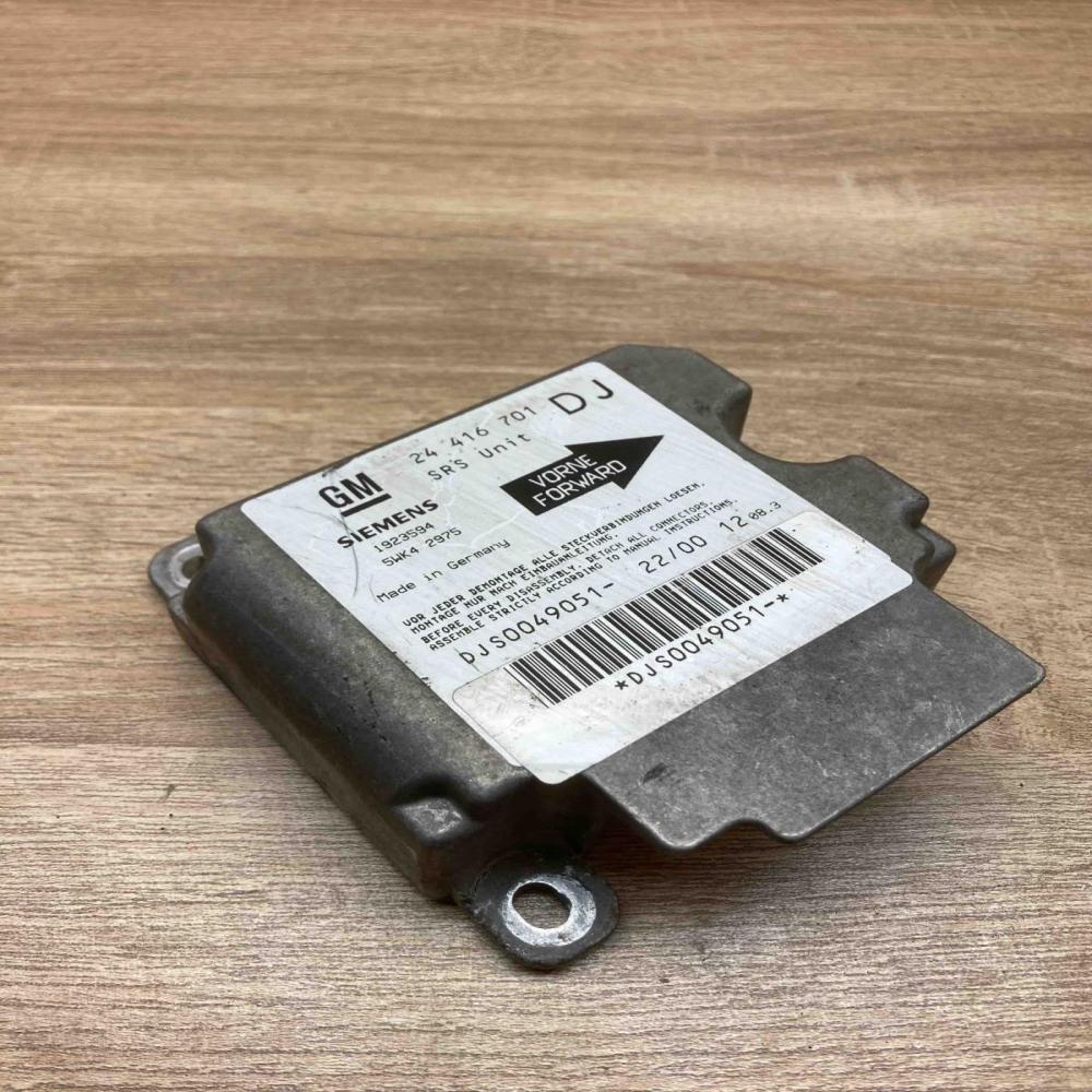 24416701 5WK42975 Used Airbag control unit/module Opel Vectra B