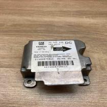 90565938 5WK4186 Used Airbag control unit/module Opel Omega B1