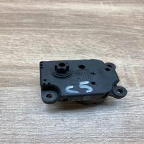 4PUH 19E616 BC EAD151  Air flap motor/actuator Citroen C5