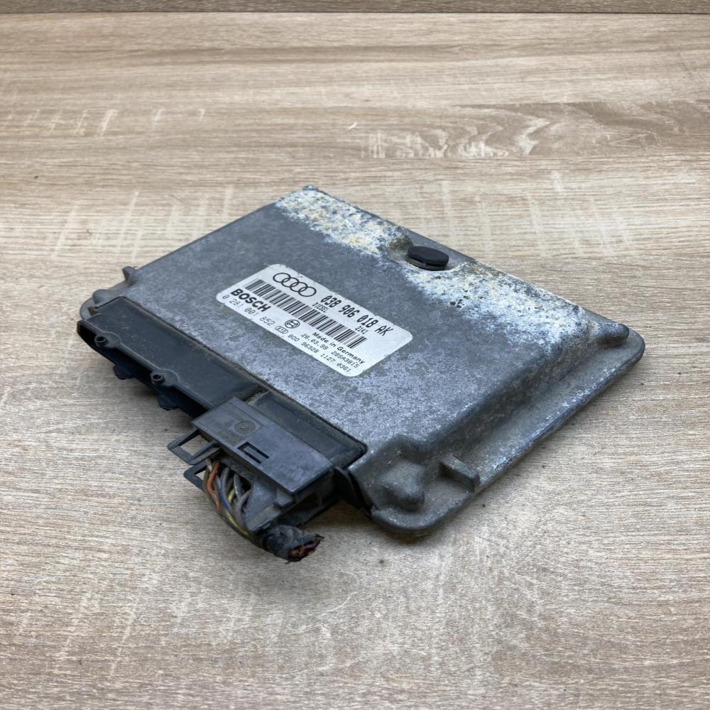 038906018AK 0281001852  Engine control unit/module ECU Audi A3 S3 8L
