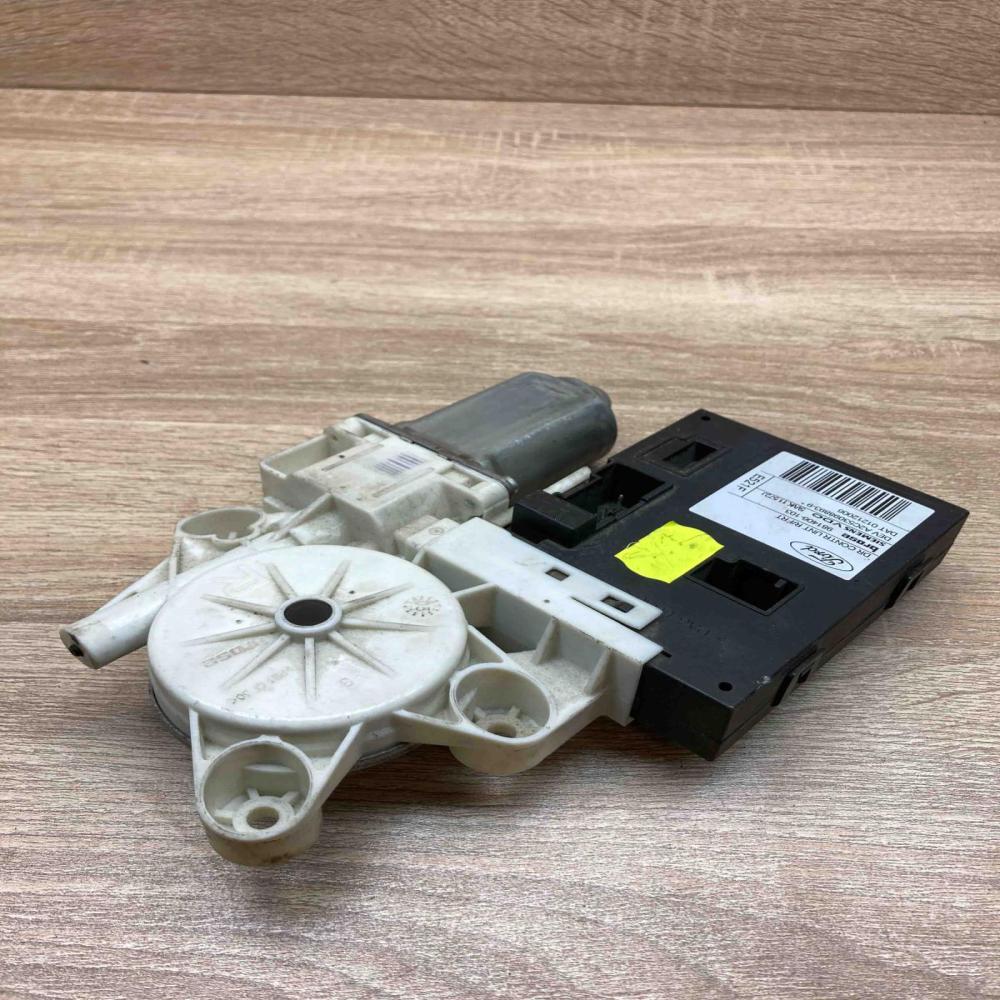 5WK11572J 981406 103 Right Side Front door window regulator motor Ford Focus