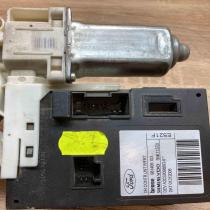 5WK11572J 981406 103 Right Side Front door window regulator motor Ford Focus