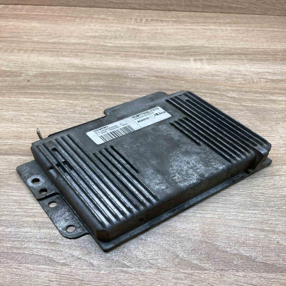 HOM7700867270 8200020958  Engine control unit/module ECU Renault Clio II
