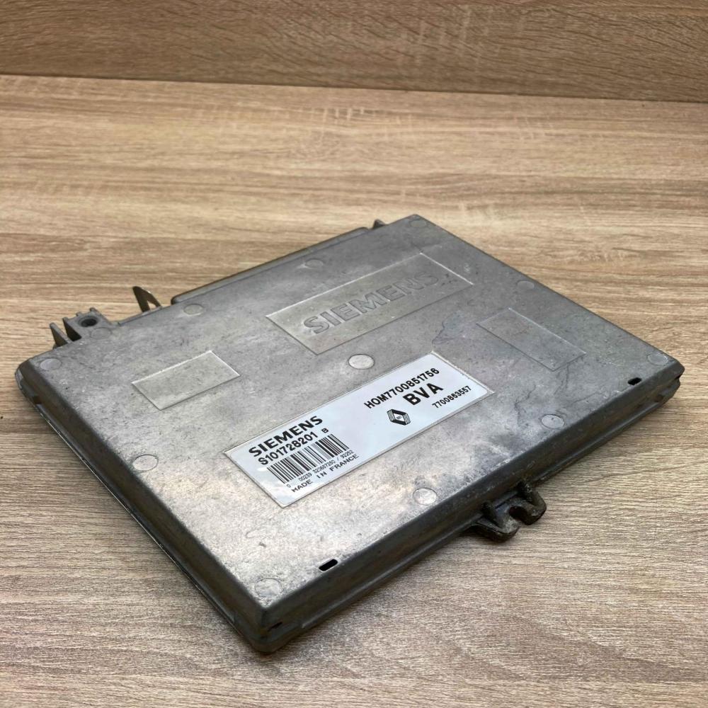 HOM7700851756 7700863557  Engine control unit/module ECU Renault 19