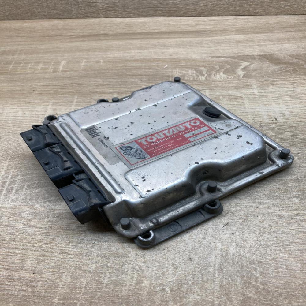 9648588880 0281011188  Engine control unit/module ECU Peugeot 206