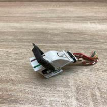 953122  White Plug wire Saab 9-5