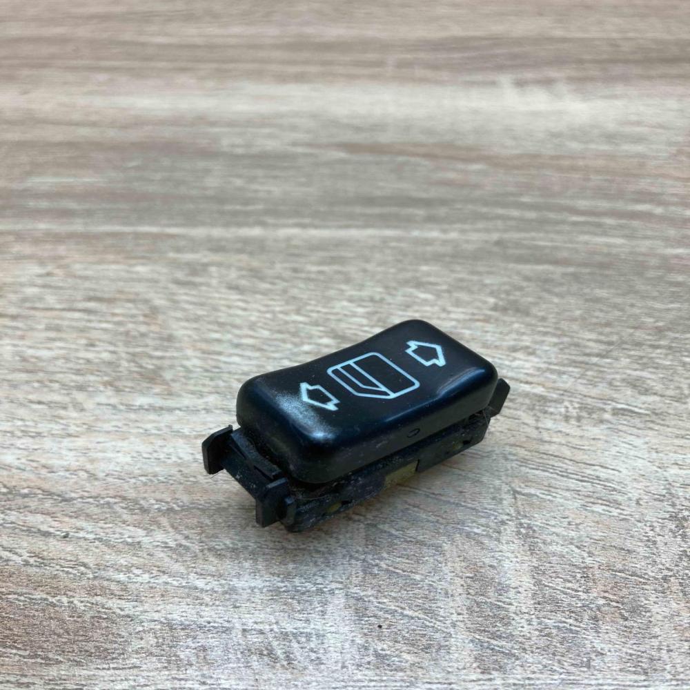 1408212951 03809751  Electric window control switch Mercedes-Benz C W202