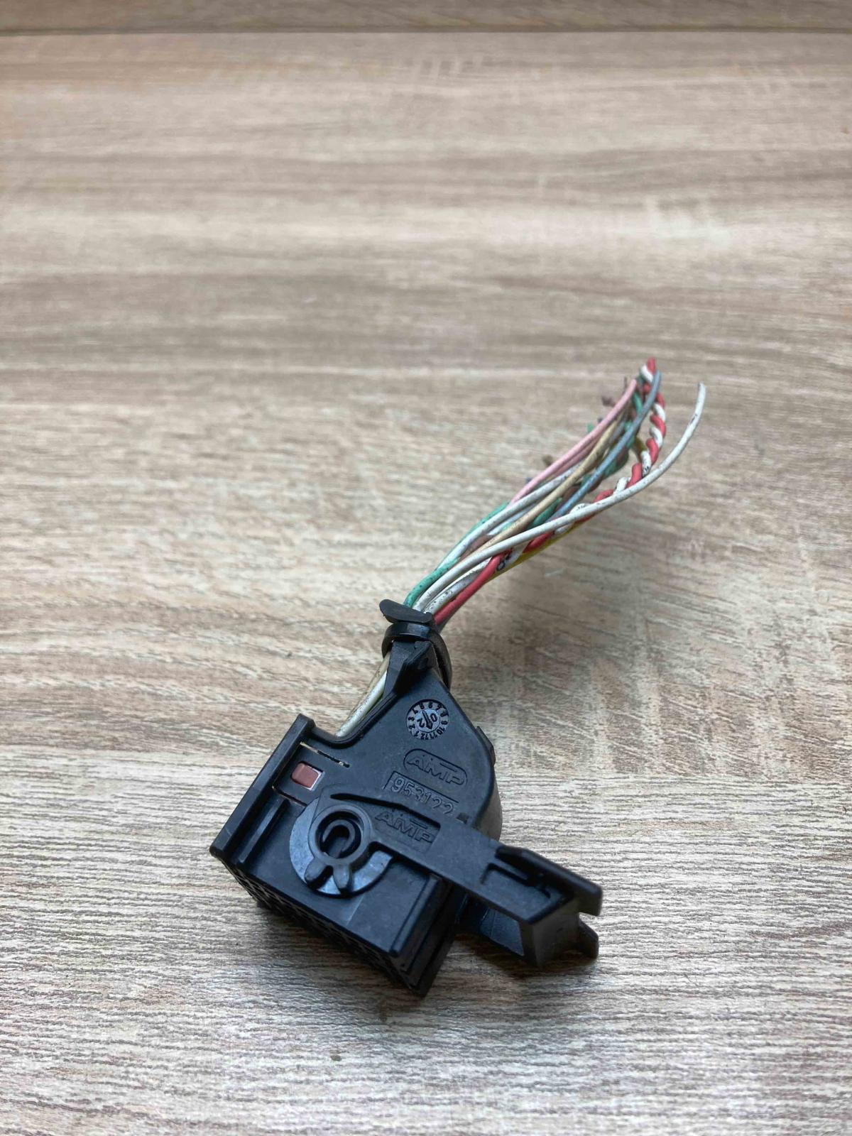 953122  Black Plug wire Peugeot 2008 II