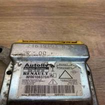 550758700 8200108370A  Airbag control unit/module Renault Laguna II