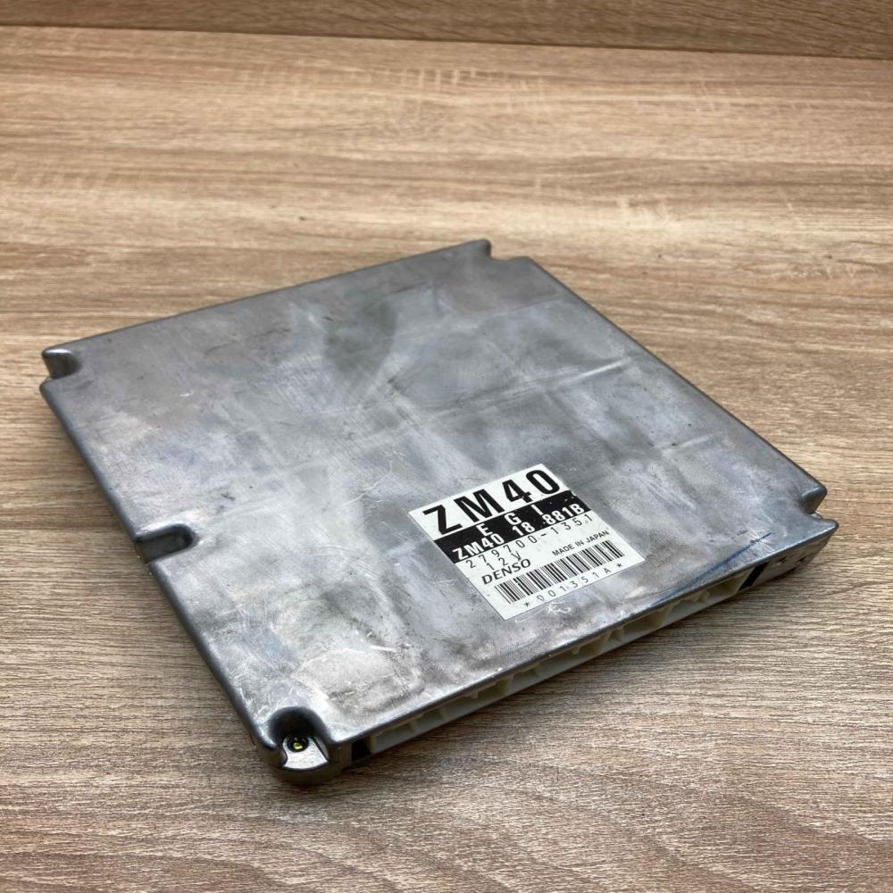 ZM4018881B 279700 1351  Engine control unit/module ECU Mazda 323