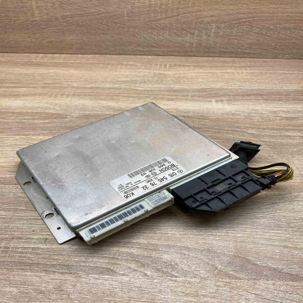0155457632 0265106113 K06 ABS control unit/module Mercedes-Benz E W212