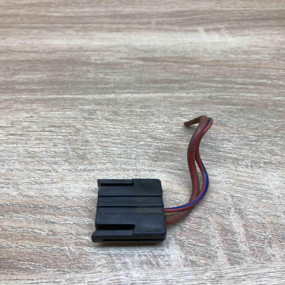 443959840   Plug wire Volkswagen PASSAT B4