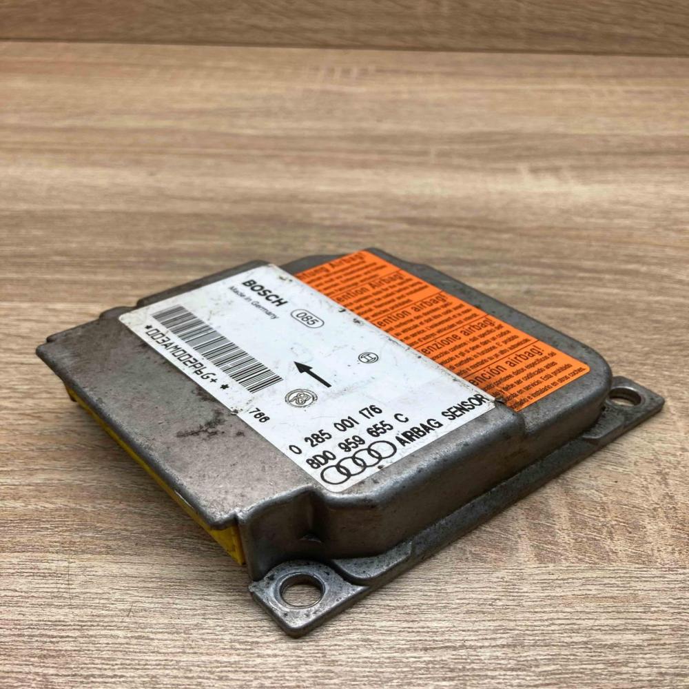 8D0959655C 0285001176  Airbag control unit/module Audi A4 S4 B5 8D