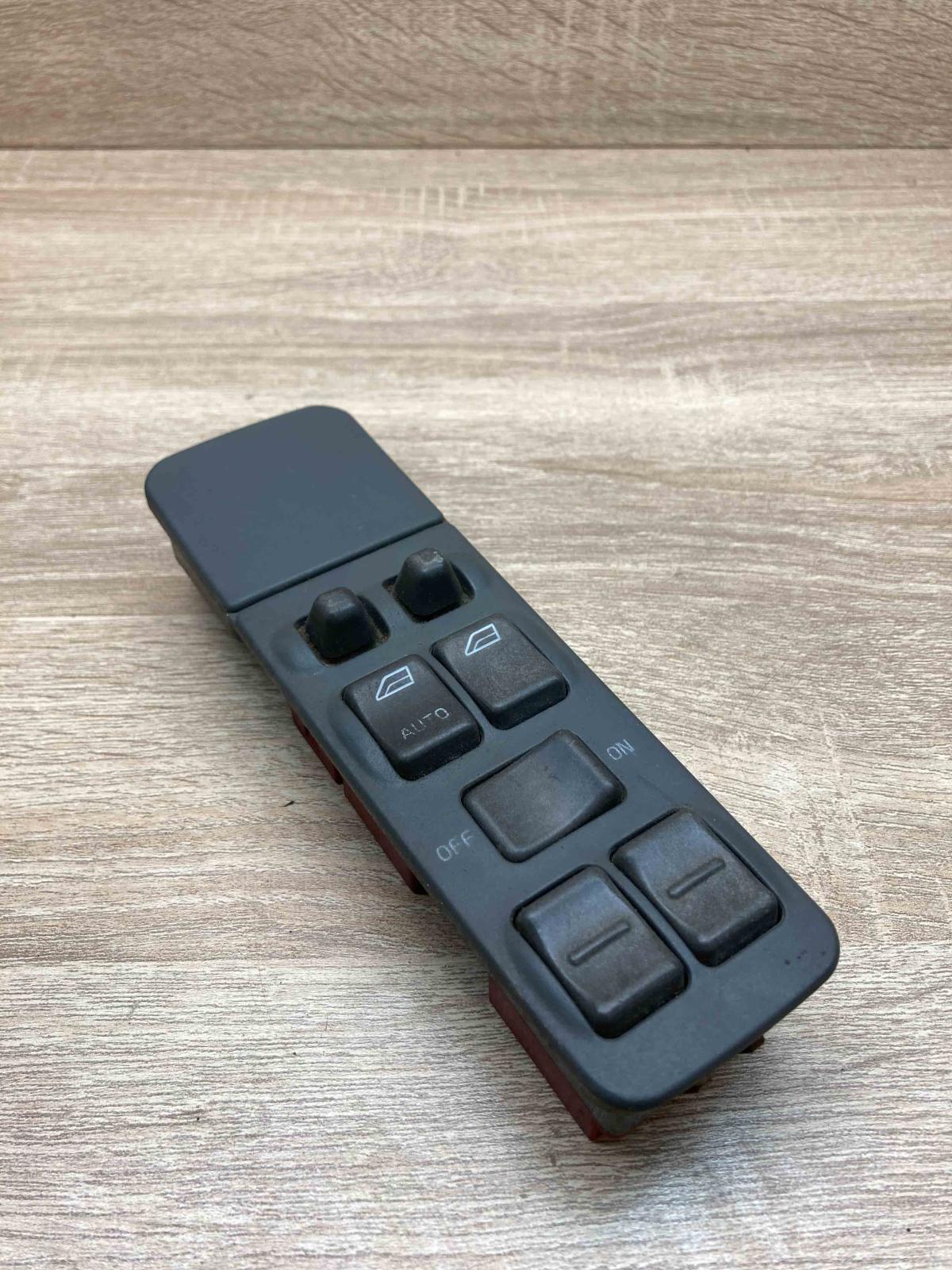 30815235 03458032  Electric window control switch Volvo S40, V40