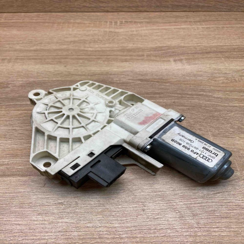 4F0959802B   Front door window regulator motor Audi A6 S6 C6 4F
