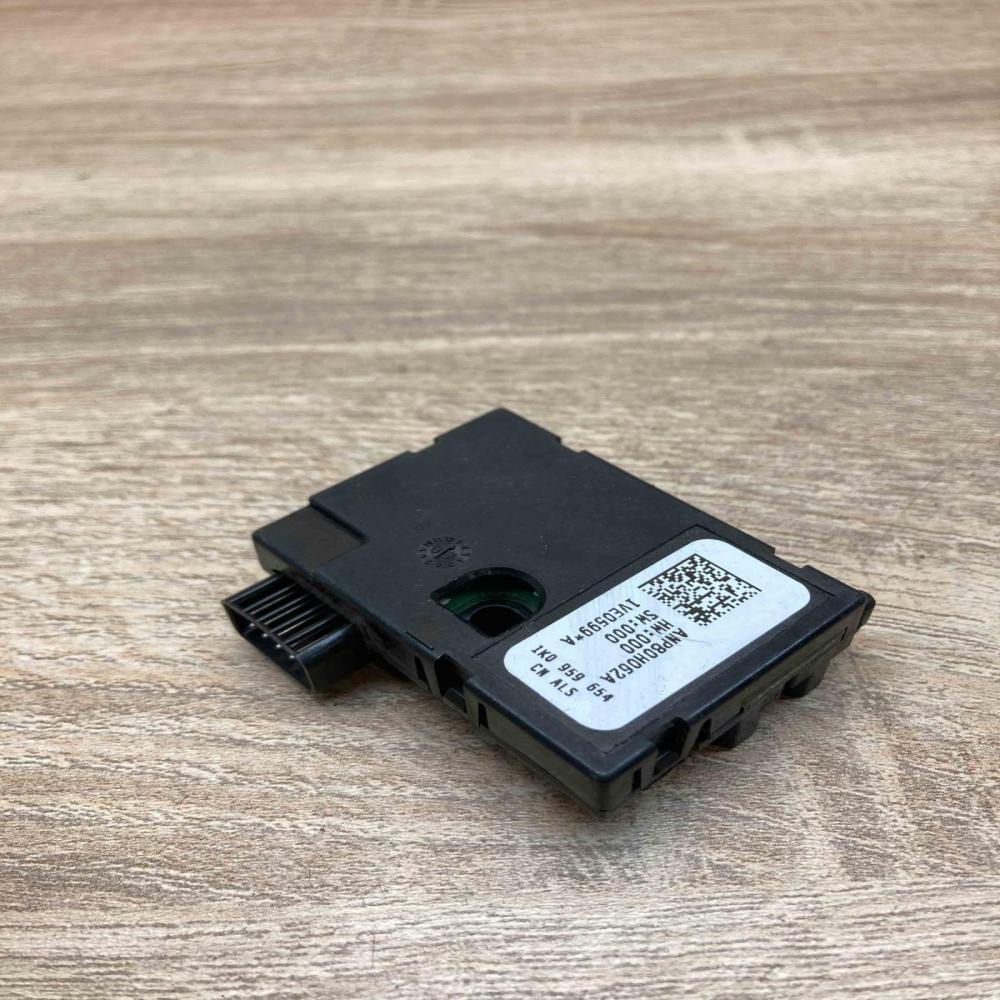 1K0959654   Steering wheel angle sensor Audi A3 S3 8P
