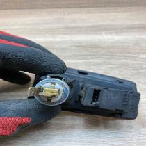 6930561 7132049  AUX in-socket connector BMW 1 E81 E87